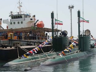 ВМС ИРИ проводят учения в Каспийском море