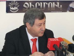 Կառավարությունն ավելացնում է աշխատողների հարկային բեռը. Վազգեն Սաֆարյան