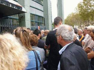Վալանսի հայերը բողոքի ցույցի են դուրս եկել Ալիեւի` Փարիզ այցի կապակցությամբ (ֆոտ