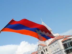 Արցախի խորհրդարանի խմբակցություններ. Հունգարական իշխանությունները գործարքի մեջ ե