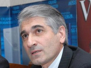 Professional relations close to independent country standards in Armenia