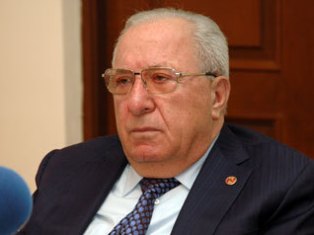 Никол Пашинян оказался самым активным депутатом на обсуждении бюджета Армении за