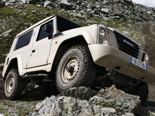 «АрменТел» наградила победителей международного первенства Quadra Drive 2012