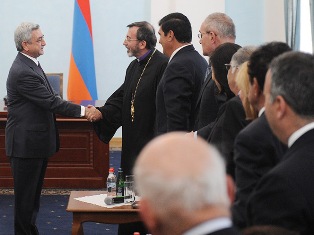Shift of relief funds into developing projects for Armenia welcoming - president