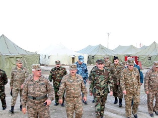 Artsakh President gets familiarized with military exercises