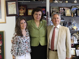Armenian great philanthropist grandchild and great-grandchild visit Armenia - PH