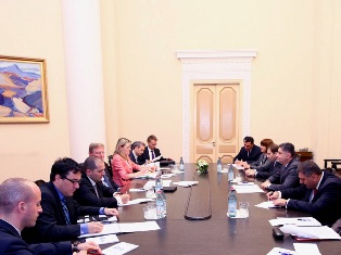 Շտեֆան Ֆյուլեն առաջարկել է Հայաստան-ԵՄ գործողությունների ծրագիրը փոխարինել Ասոցա