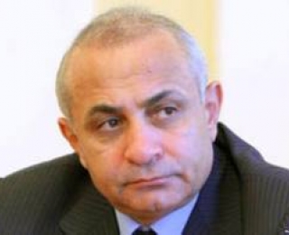 «Չորրորդ ինքնիշխանություն». Հովիկ Աբրահամյանը հիվանդանոցն իրենով է անելու
