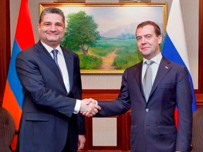 PMs Sargsyan and Medvedev discuss Armenian-Russian cooperation