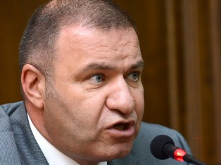 Politician lobbies polygamy in Armenia