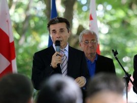 Иванишвили не намерен встречаться с Саакашвили для обсуждения состава нового пра