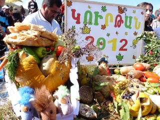 Լոռիում տեղի ունեցավ ավանդական բերքի տոնը (Ֆոտոռեպորտաժ)