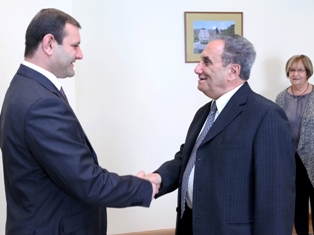 Էրեբունի-Երեւան տոնը մեծ շուքով նշվում է նաեւ Մարսելի հայ համայքի կողմից