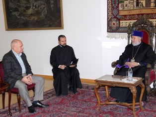 Ամենայն Հայոց Կաթողիկոսն ընդունեց Մոսկվայի կրոնական կազմակերպությունների հետ կապ