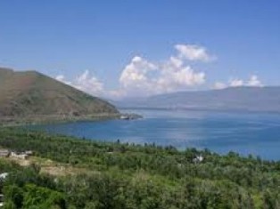 Դատախազությունը ներկայացրել է 33 հայց՝ «Սեւան» ազգային պարկի հողահատկացումները վ