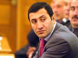 «Ժողովուրդ». Տիգրան Արզաքանցյանին դատի են տվել թիկնապահների գումարները չվճարելու