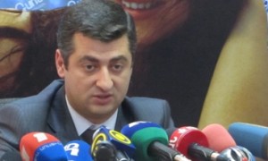 «168 ժամ». Բախչագուլյանին պաշտոնանկ չե՞ն անի