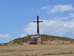 Օծվելու է Սուրբ Խաչն ու Հույսի խորանը