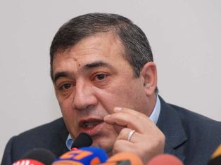 «Ժողովուրդ». Ռուբեն Հայրապետյանին կարմիրբերետավորներն են պաշտպանում