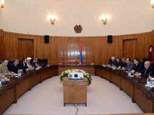 Փոխվարչապետն ընդունեց Իրանի էներգետիկայի նախարարին