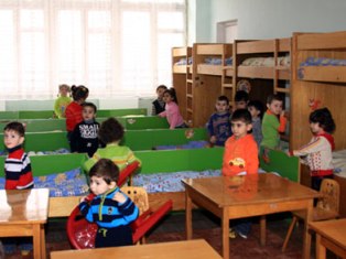 ԱՄՆ կառավարությունն աջակցում է Երեւանի նախադպրոցական հաստատություններում վերանոր