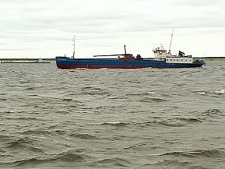 Пропавший в Охотском море российский теплоход вез 700 тонн золотой руды