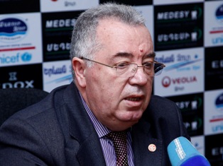 Կպարտադրեի ծնողներիս, որ գազար շատ կերակրեն, որ մի քիչ ավելի բոյով լինեի. Մկրտիչ