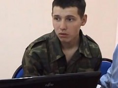 Челах пытался вскрыть вены в зале суда