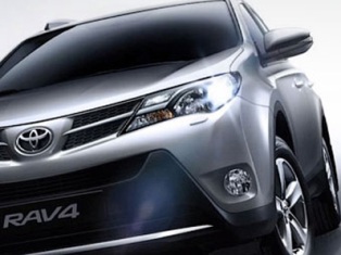 В Сеть попали первые фотографии Toyota RAV4