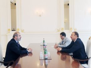 Алиев обсудил карабахский конфликт со специальным представителем ЕС по Южному Ка
