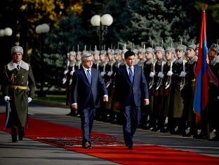 Завершился визит президента Туркменистана в Армению