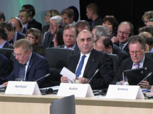 Դուբլինում Ադրբեջանի ԱԳ նախարարը ձեռնպահ է մնացել ռազմատենչ հռետորությունից