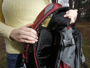 В США резко вырос спрос на пуленепробиваемые рюкзаки