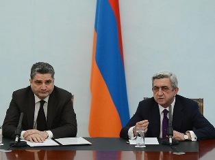 Սերժ Սարգսյանն ընդունել է սիրիահայ գործարարներին (ֆոտո)