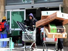 Аргентинцы грабят магазины в ожидании конца света