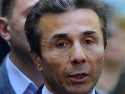 Строительство железной дороги Баку-Ахалкалаки-Карс вызывает вопросы у Иванишвили