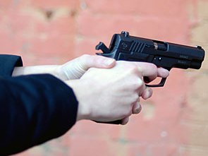 В Ереване бизнесмен угрожал оружием гражданину Ирана