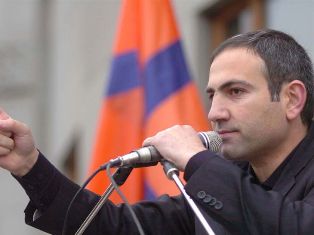 Նիկոլ Փաշինյան. Արթուր Բաղդասարյանը պատմության մեջ կմնա որպես «ամենատպավորիչ» դա