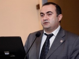 Теван Погосян: Могу пировать и не выпив ни грамма, и прикончив несколько литров