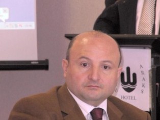 Վարդան Ղուկասյանին մեղադրում են Գյումրիի քաղաքապետարանի շենքը պայթեցնելու մտադրո