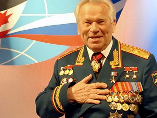 Знаменитый оружейник Калашников находится в реанимации
