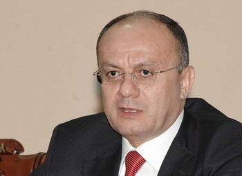 2013 year of struggle against negative phenomena – Armenian Minister of Defense
