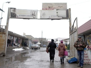 Ապօրինի գործող շուրջ 40 առեւտրային կետ` Մասիսում