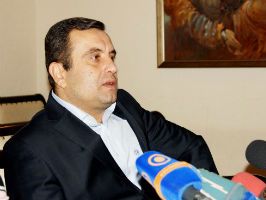 Эпосолог обещал сделать всех трех президентов Армении своими советниками после п