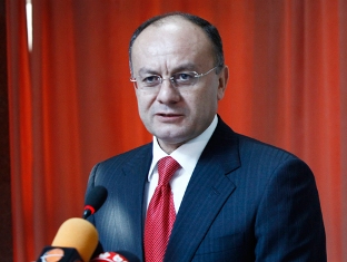Սեյրան Օհանյանի Ամանորի ուղերձը. Ամեն ինչ կանենք 2013-ը դարձնելու նոր հաջողությո
