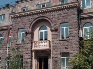 Еще один кандидат в президенты Армении – самовыдвиженец Павлик Саркисян