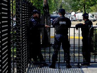 Полиция города в Мексике уволилась из-за страха за свою жизнь