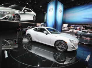 В Детройте открывается международный автосалон