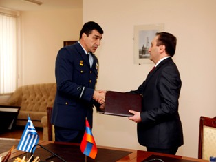 Greece-Armenian 2013 military cooperation project signed