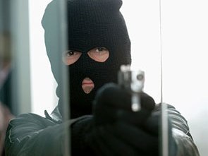 Подвергшийся нападению сотрудник ереванского обменного пункта скончался